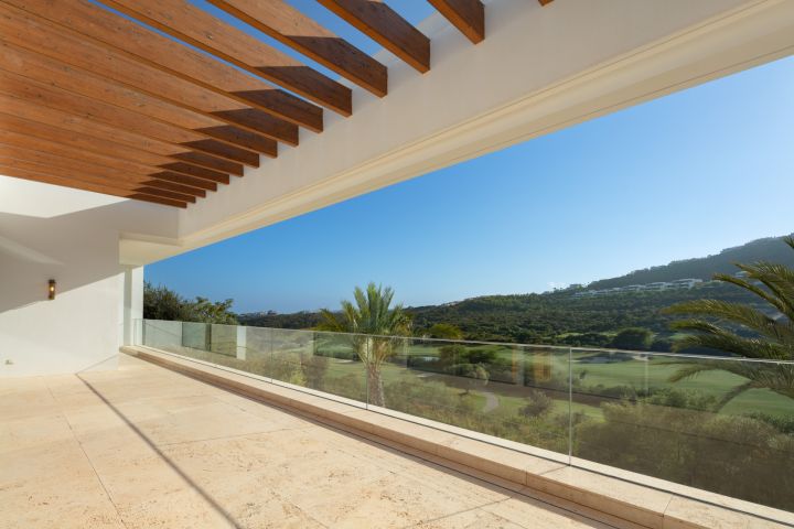 Golfside Villa 6 - Modern Frontline Golf Residence