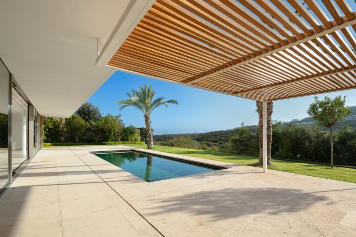 Golfside Villa 6 - Modern Frontline Golf Residence