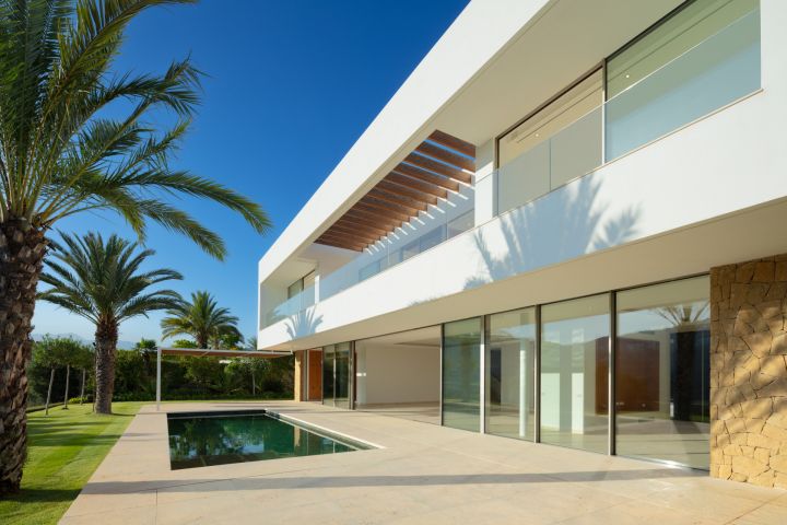 Golfside Villa 6 - Modern Frontline Golf Residence