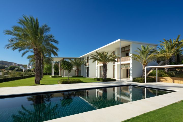 Golfside 9 - Spacious Home in Finca Cortesín