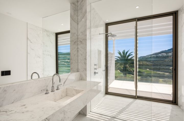 Golfside Villa 10 - Bespoke Premium Property featuring Modern Design