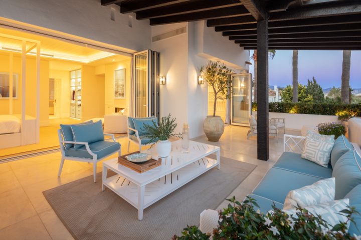 Papaya - Villa in a Gated Community in Marina Puente Romano