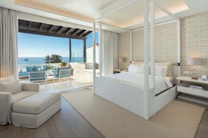 Papaya - Villa in a Gated Community in Marina Puente Romano