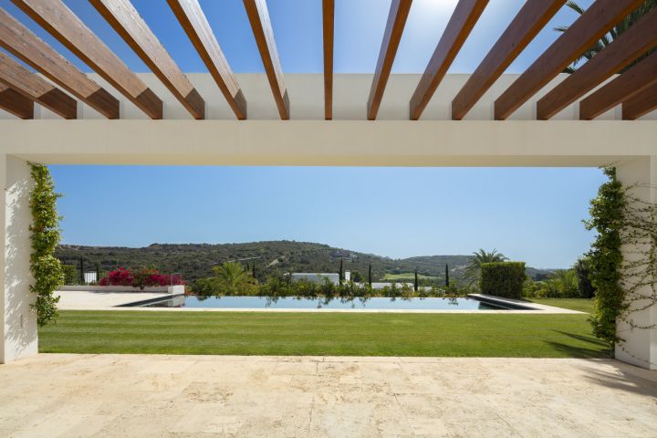 Green 10 - Villa 4 - Elegant Home with Stunning Sea Views