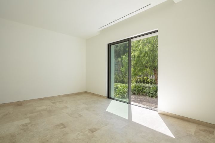 Green 10 - Villa 4 - Elegant Home with Stunning Sea Views