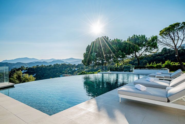 Villa en La Zagaleta - Elegante casa moderna con diseño moderno en La Zagaleta