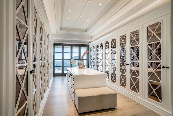 Villa en La Zagaleta - Elegante casa moderna con diseño moderno en La Zagaleta