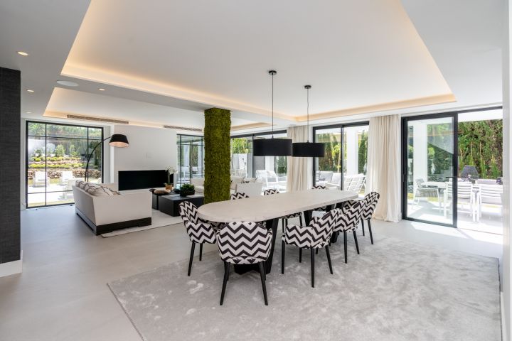 Villa Bianca - Charming Villa in a Gated Community