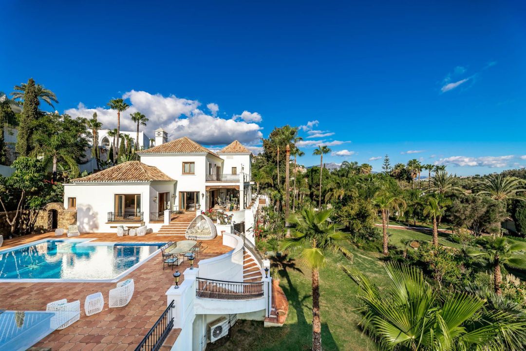 Rancho Paraiso - Propiedad a medida con acabados de primera calidad en Paraíso Alto