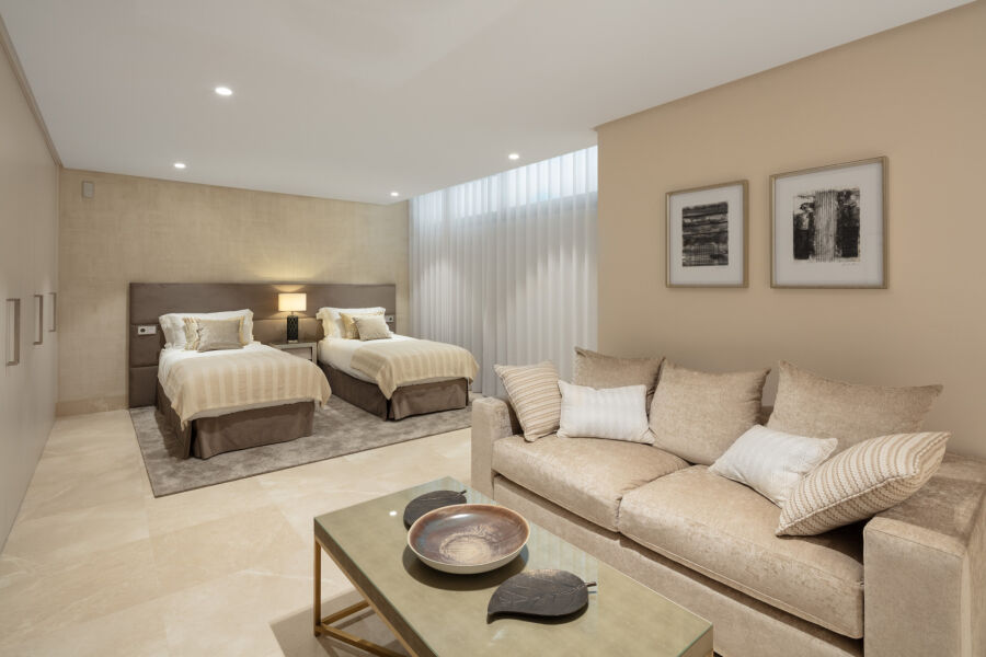 PARAISO 436 - Modern Villa in a Gated Community in Estepona