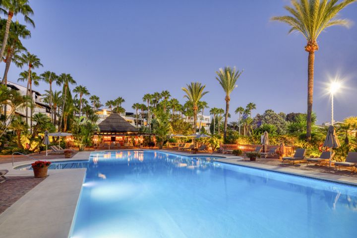 Datura 1 - Elegant Modern Home with Stunning Sea Views