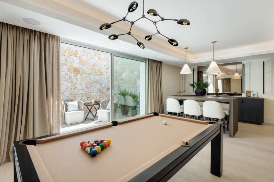Villa Summer - Propiedad con pista de tenis de hierba privada de tamaño completo