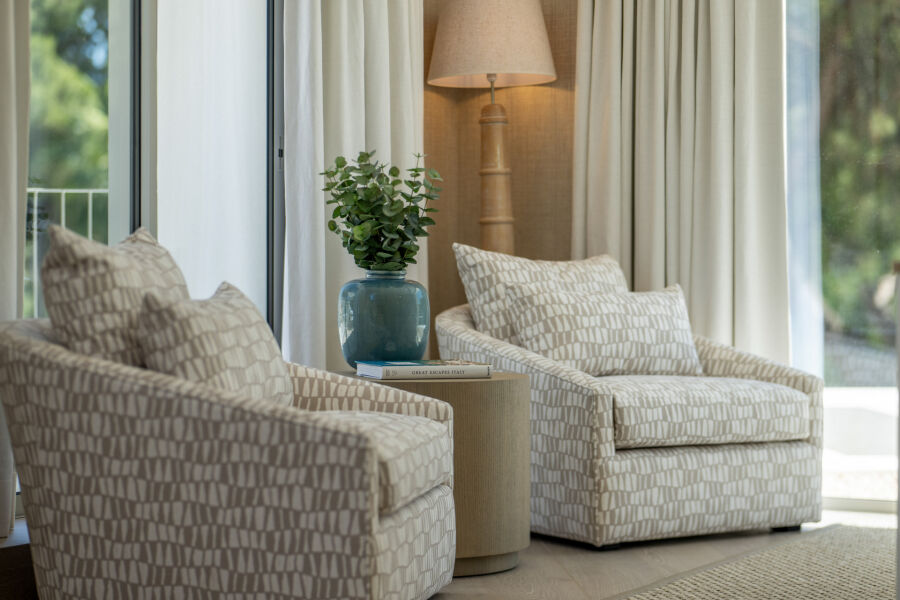 Villa Summer - Propiedad con pista de tenis de hierba privada de tamaño completo
