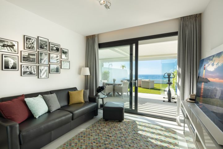 Reserva 11 - Contemporary Refined Home with Stunning Sea Views in Sierra Blanca