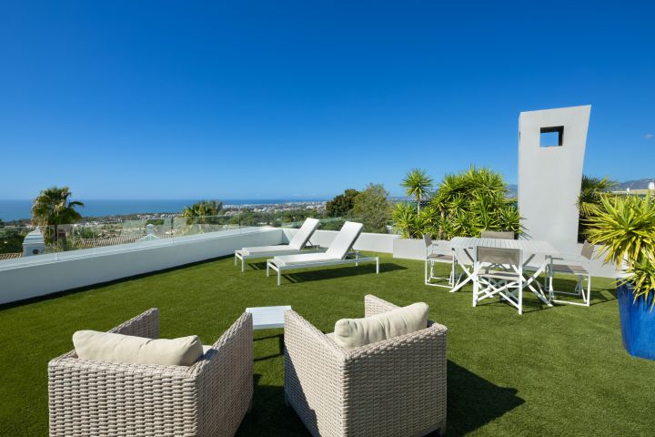 Reserva 11 - Contemporary Refined Home with Stunning Sea Views in Sierra Blanca