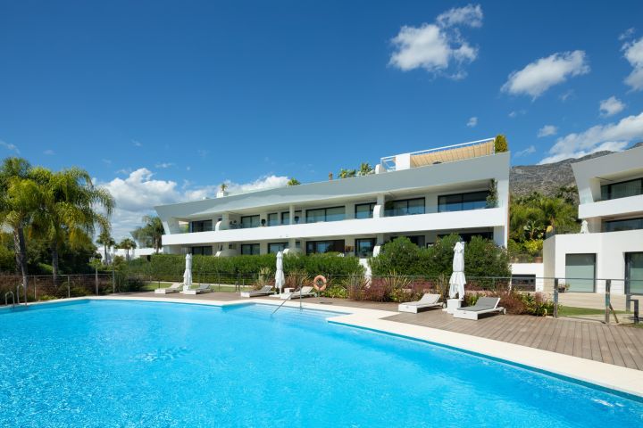 Reserva 11 - Contemporary Refined Home with Stunning Sea Views in Sierra Blanca