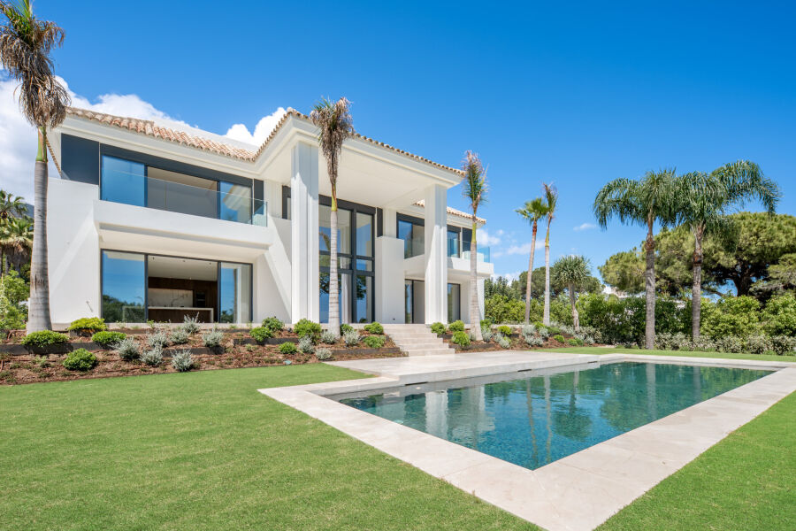 Villa Celestia - Modern Villa with Top-Tier Finishes