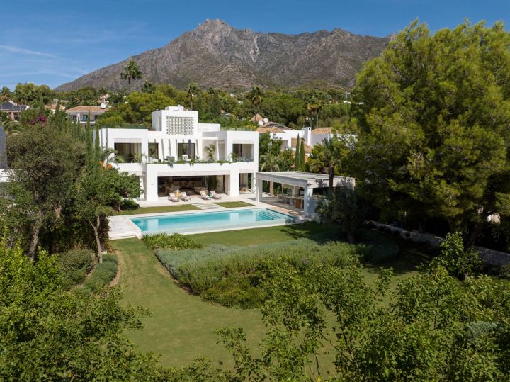 Altos Reales 2 - Villa contemporánea en primera línea de golf
