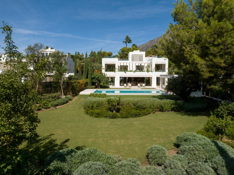 Altos Reales 2 - Villa contemporánea en primera línea de golf