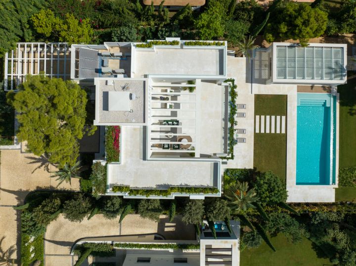 Altos Reales 2 - Villa contemporánea en primera línea de golf