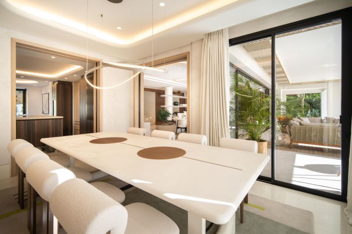Altos Reales 2 - Villa contemporánea en primera línea de golf