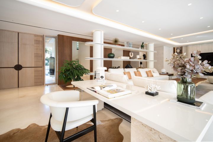 Altos Reales 2 - Villa contemporánea en primera línea de golf