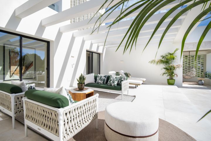 Altos Reales 2 - Villa contemporánea en primera línea de golf