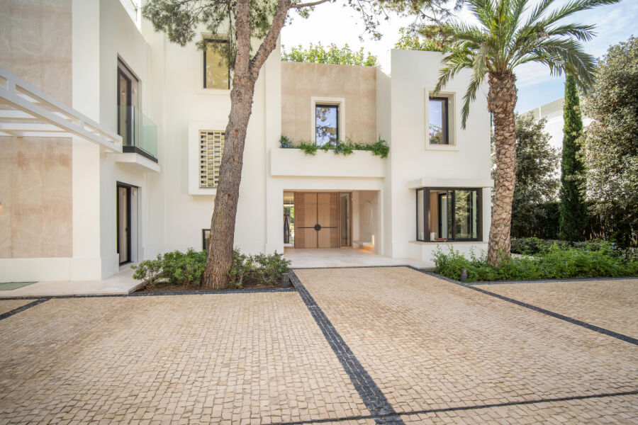 Altos Reales 2 - Villa contemporánea en primera línea de golf