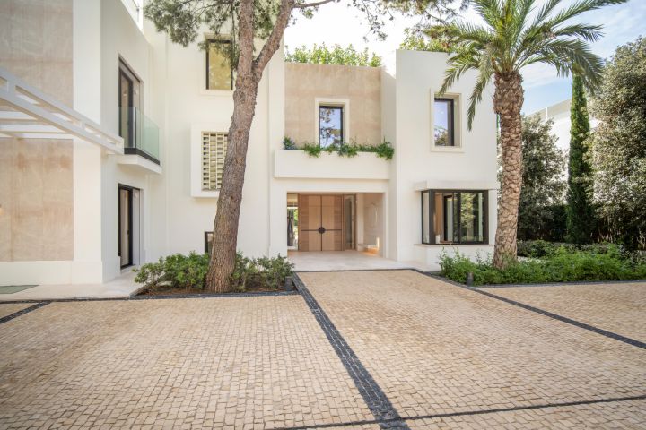 Altos Reales 2 - Villa contemporánea en primera línea de golf