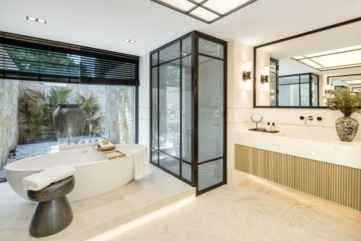 Villa Solstice - Impresionante villa en primera línea de golf en Las Brisas