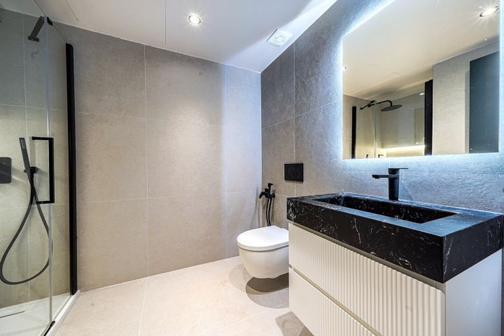Villa avec 5 chambres et 5 salles de bain - Propriété de charme andalou à Nueva Andalucía