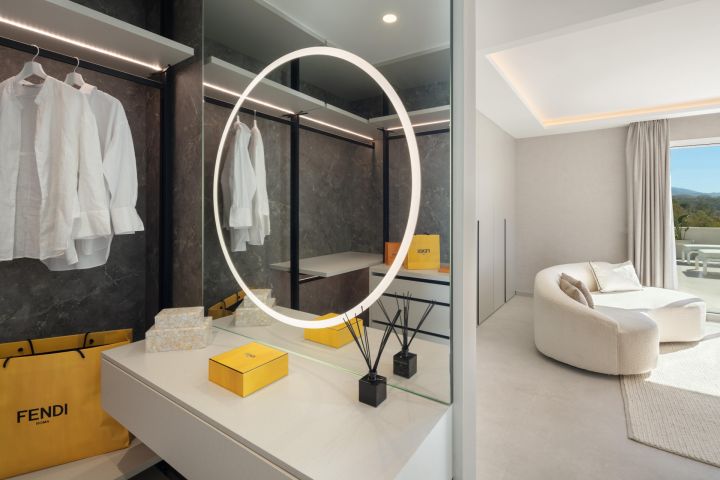 Duplex Penthouse avec 3 chambres et 3 salles de bain - Propriété de Charme avec Vue sur le Golf à Nueva Andalucía