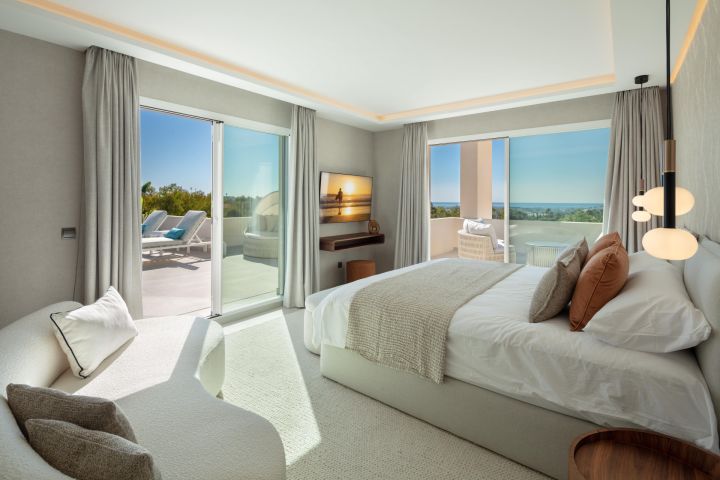 Duplex Penthouse avec 3 chambres et 3 salles de bain - Propriété de Charme avec Vue sur le Golf à Nueva Andalucía