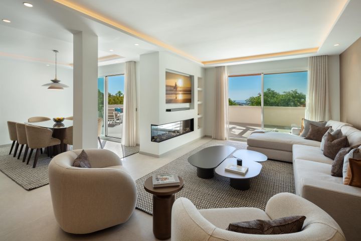 Duplex Penthouse avec 3 chambres et 3 salles de bain - Propriété de Charme avec Vue sur le Golf à Nueva Andalucía