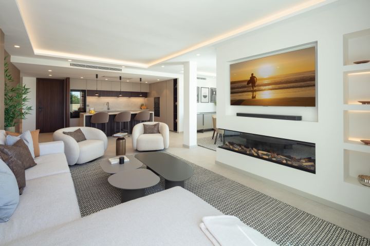 Duplex Penthouse avec 3 chambres et 3 salles de bain - Propriété de Charme avec Vue sur le Golf à Nueva Andalucía