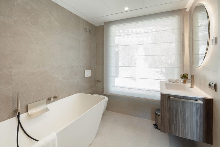 Duplex Penthouse avec 3 chambres et 3 salles de bain - Propriété de Charme avec Vue sur le Golf à Nueva Andalucía