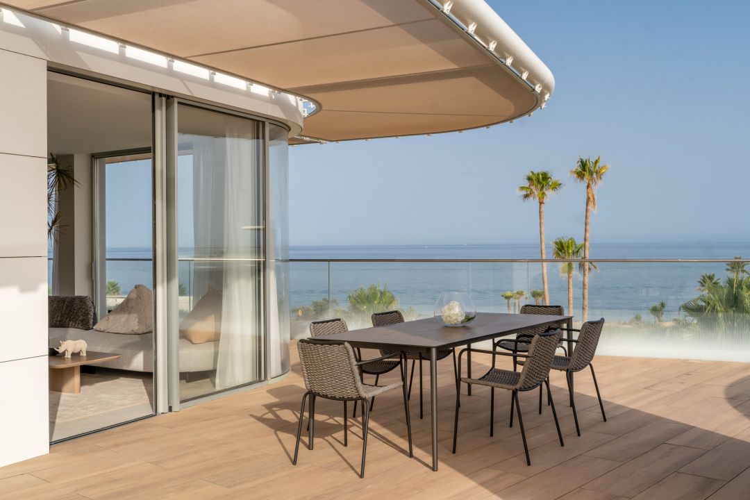 Atico, The Edge Estepona - Propiedad moderna con diseño moderno en Estepona
