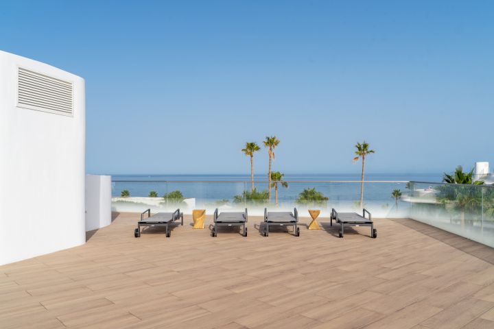 Atico, The Edge Estepona - Propiedad moderna con diseño moderno en Estepona
