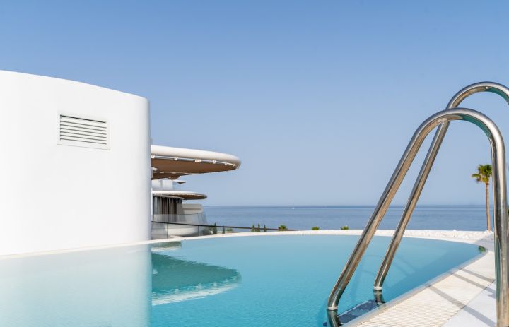 Atico, The Edge Estepona - Propiedad moderna con diseño moderno en Estepona