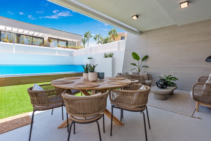 Banus Bay - Elegant Property with Andalusian Charm in Puerto Banús