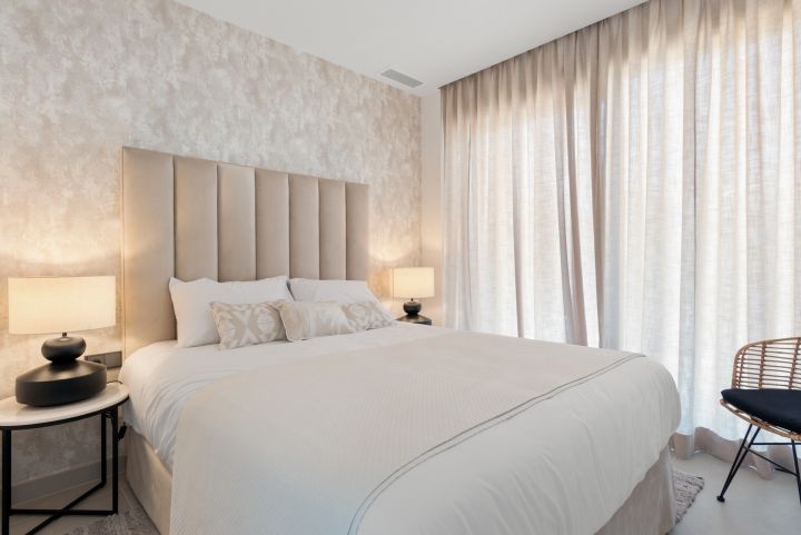 Semi Detached House avec 5 chambres et 4 salles de bain - Élégante propriété au charme andalou à Puerto Banús