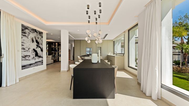 Villa Bratislava - Propiedad contemporánea moderna en una urbanización privada