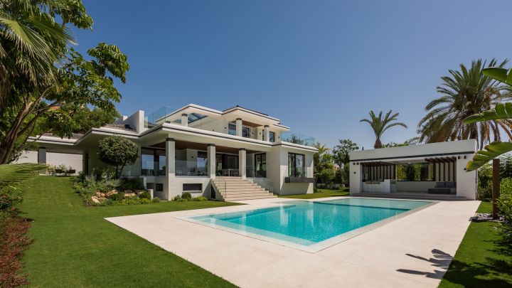 Villa Bratislava - Propiedad contemporánea moderna en una urbanización privada