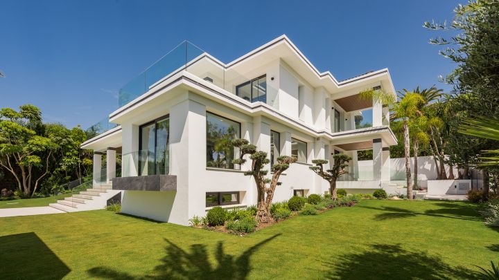 Villa Bratislava - Propiedad contemporánea moderna en una urbanización privada