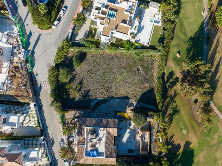 Pleyades 20 - Plot for sale - Plot with Stunning Sea Views in Nueva Andalucía