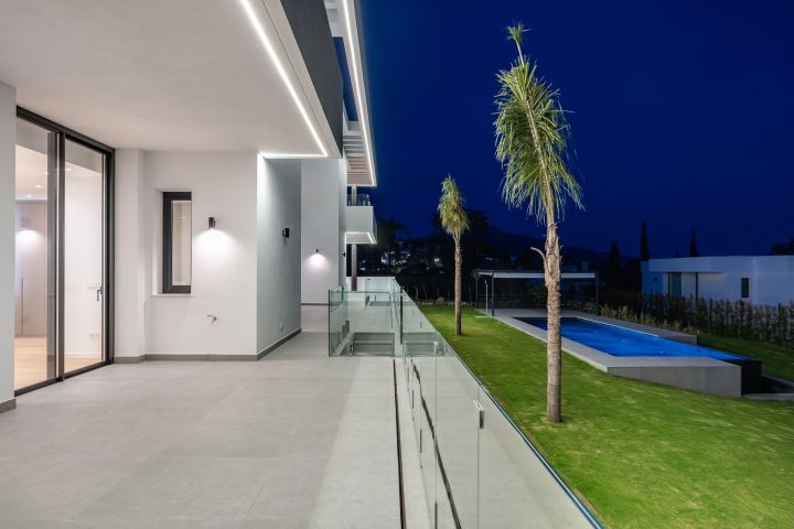 Villa avec 6 chambres et 7 salles de bain - Villa moderne et élégante au design moderne