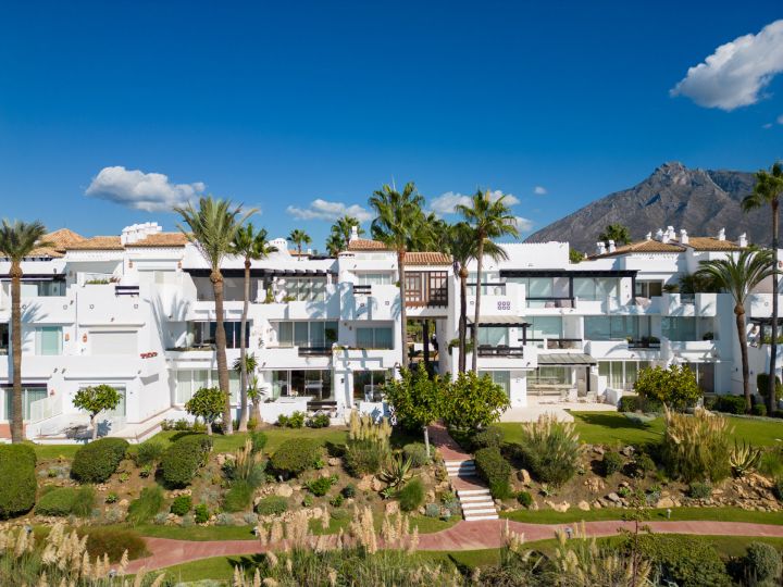 Appartement à Marina de Puente Romano - Maison moderne sur mesure avec vue sur la mer