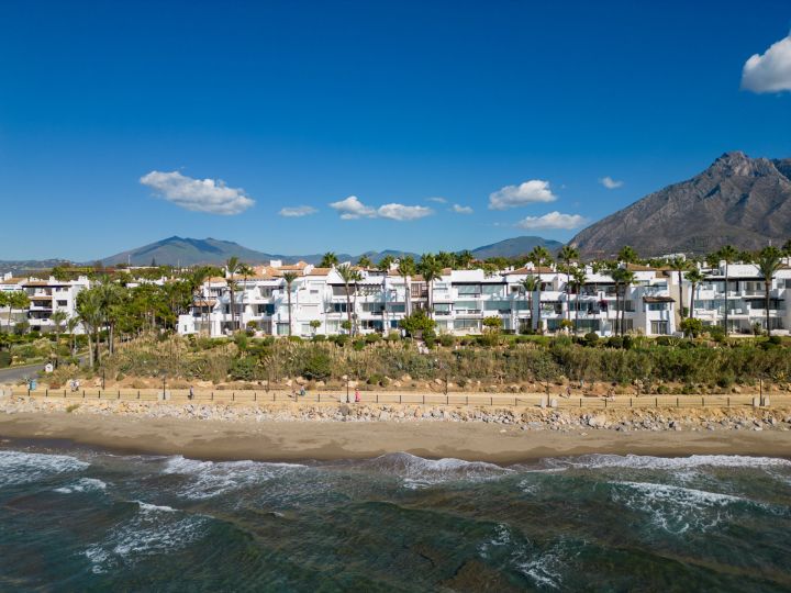Appartement à Marina de Puente Romano - Maison moderne sur mesure avec vue sur la mer