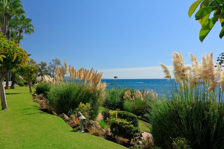 Appartement à Marina de Puente Romano - Maison moderne sur mesure avec vue sur la mer