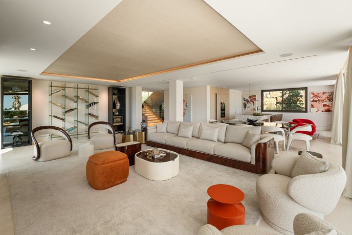 Villa Horizon - Unique Home in Marbella Hill Club